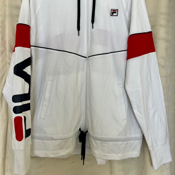 Fila Women zippered jacked with hood Medium NWT - Picture 2 of 11
